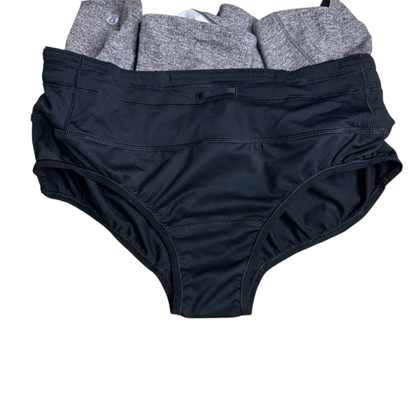 Lululemon Women’s Speed Short Running Shorts Size 4 Tall - Picture 6 of 8